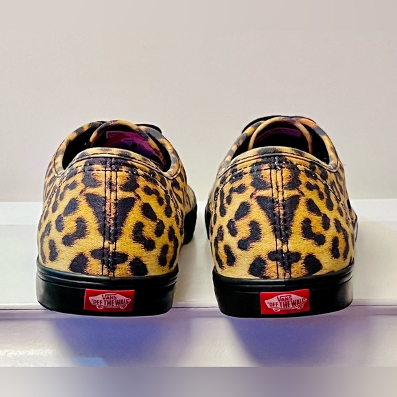 Vans Cheetah Print Women’s Size 9 - Picture 4 of 6
